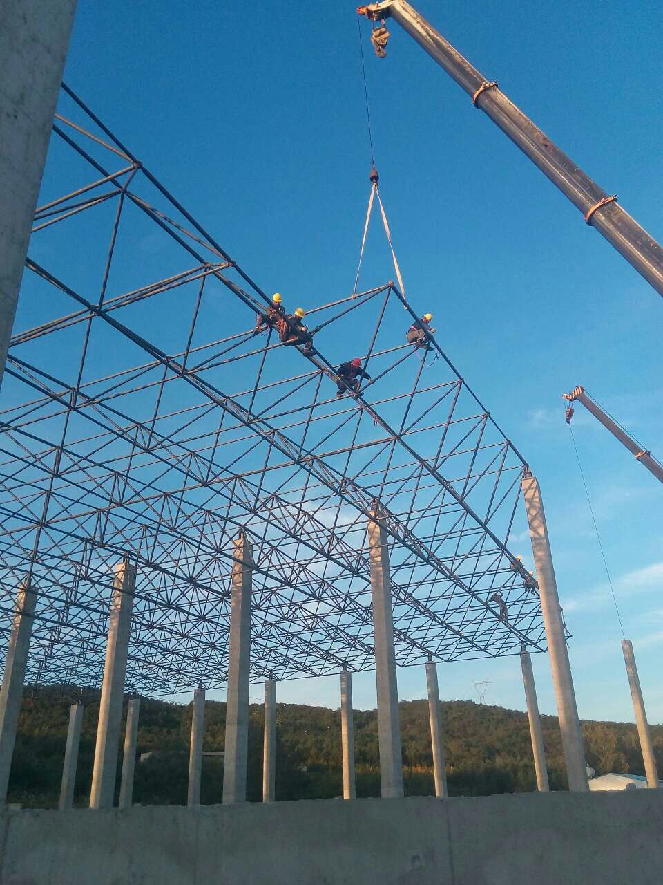 南宁汪清物流园网架