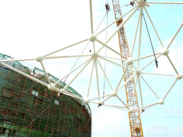 南宁体育馆网架安装
